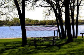 Lakeside Park Picnic Pavillion with Tables 2